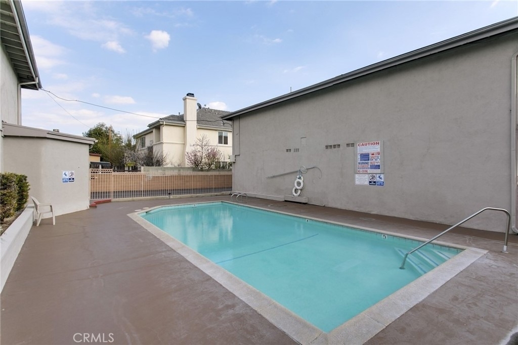 922 W Duarte Rd - Photo 5