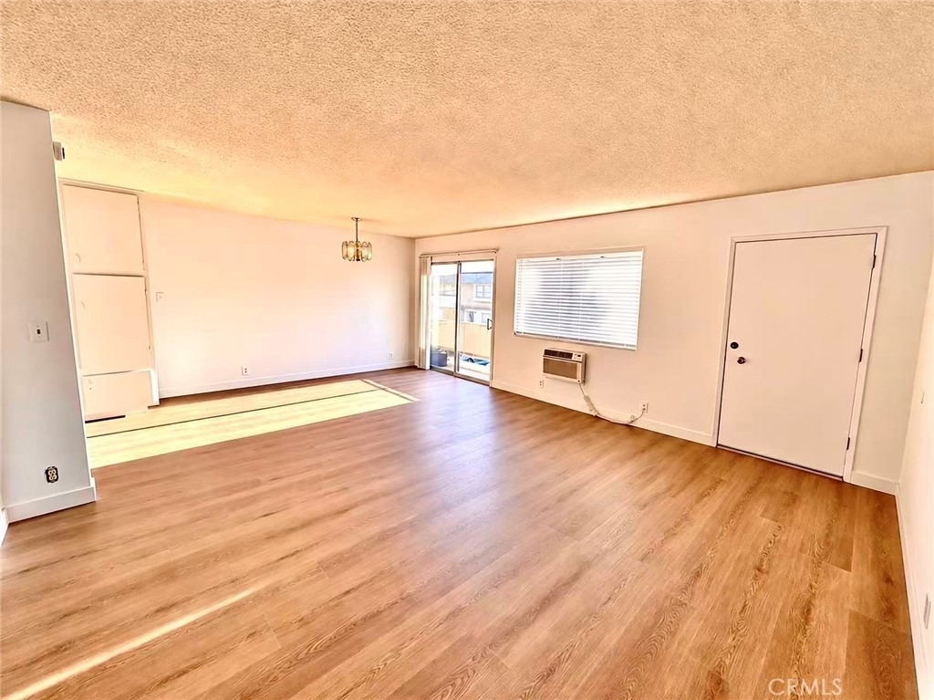 922 W Duarte Rd - Photo 3
