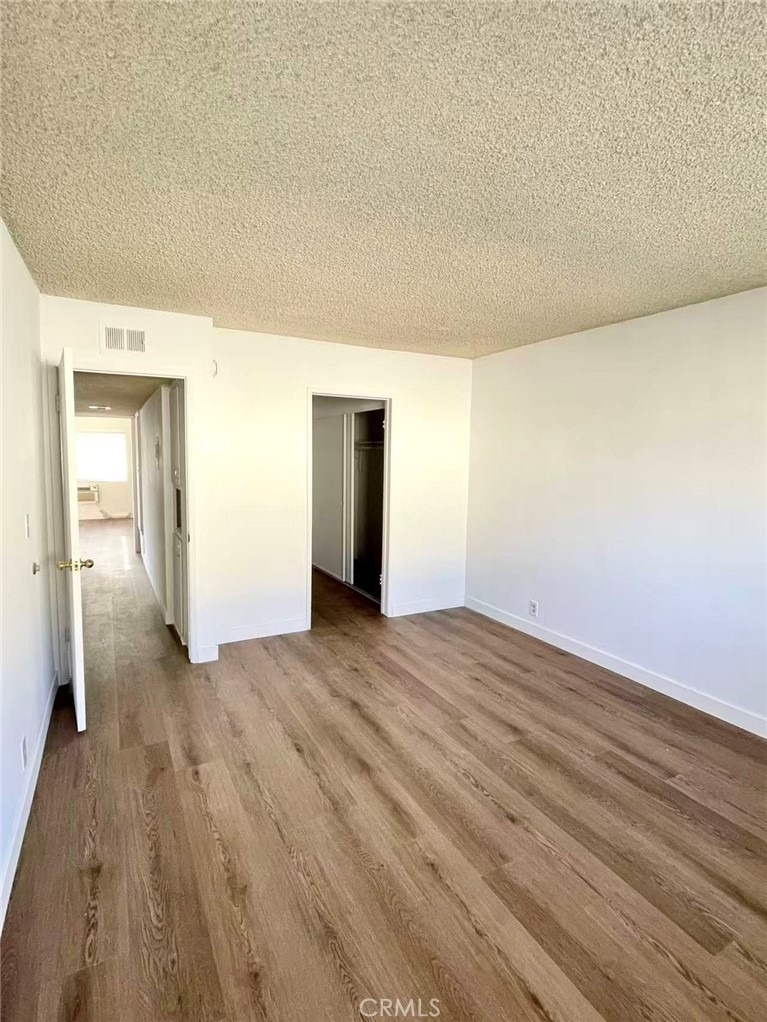 922 W Duarte Rd - Photo 5