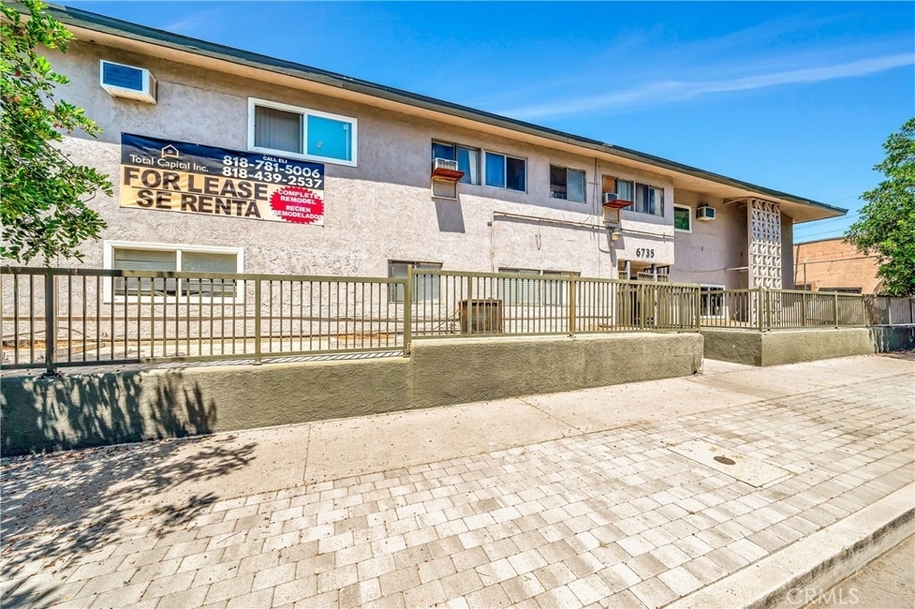 6735 Elmer Avenue - Photo 18