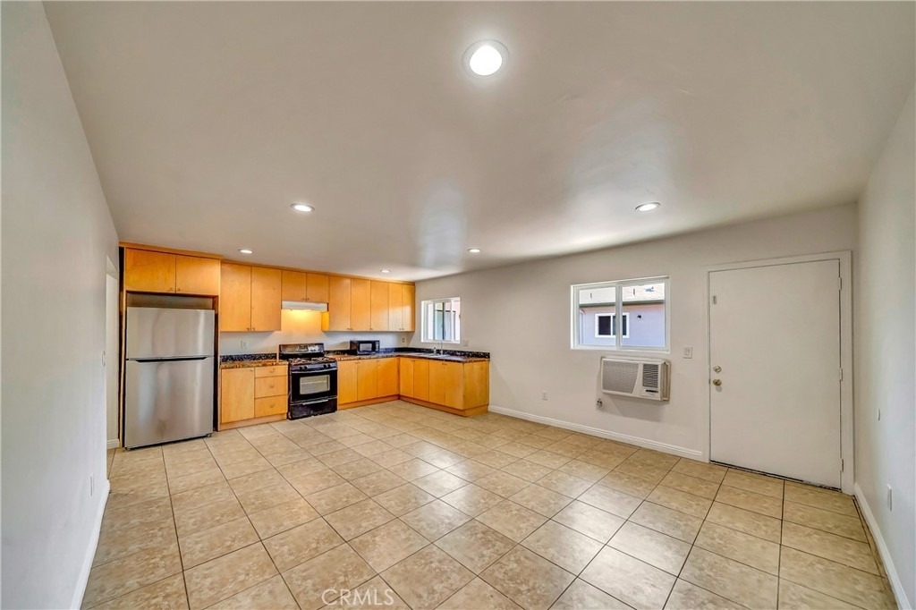 6735 Elmer Avenue - Photo 1