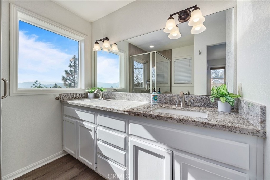 27775 Matterhorn Drive - Photo 16