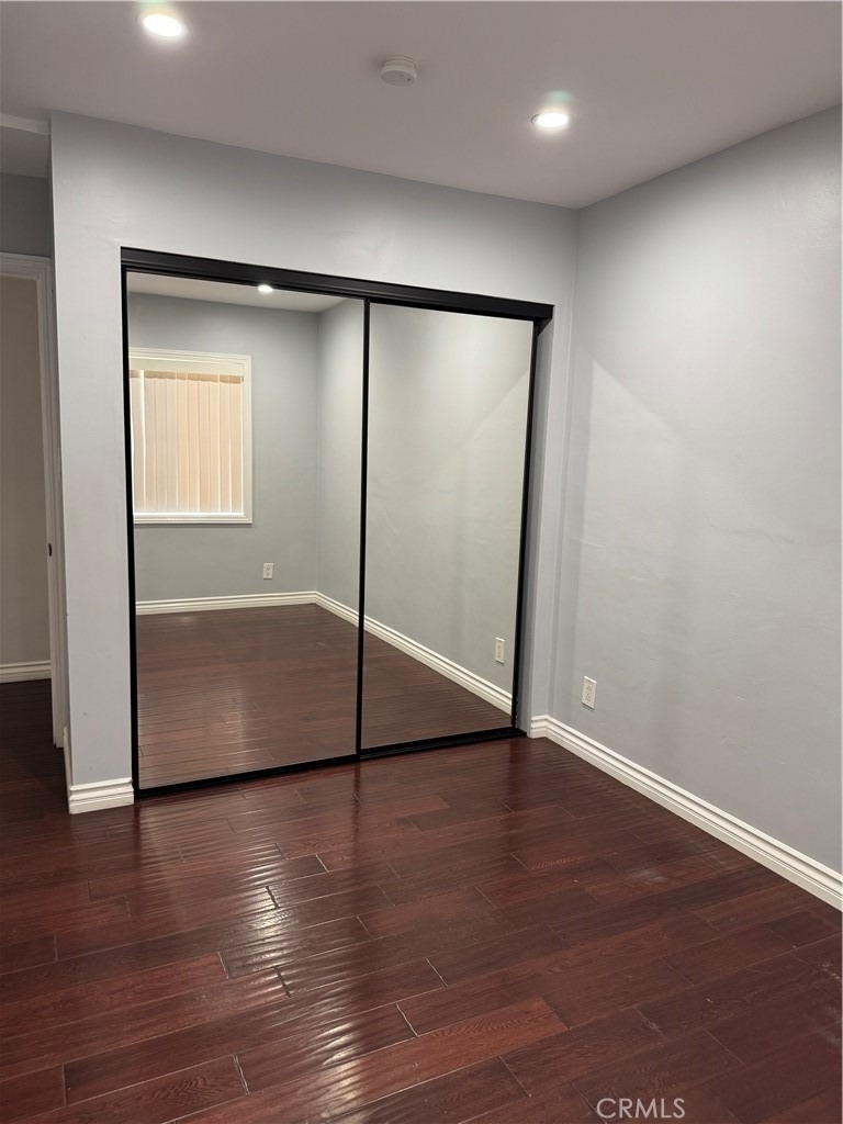 8739 Tyrone Ave - Photo 14