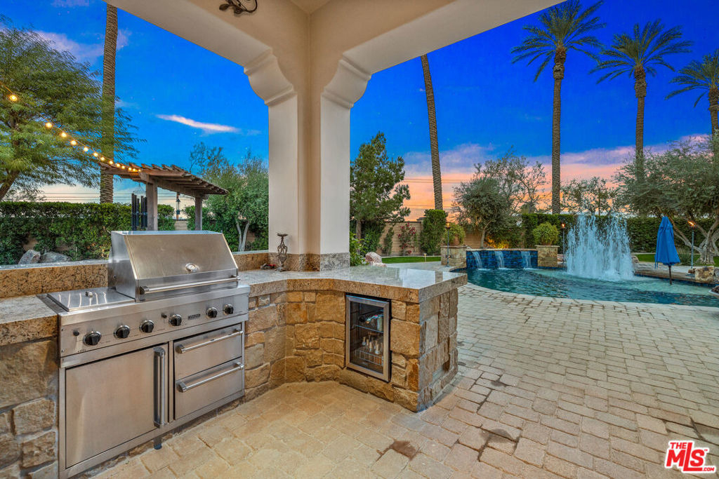 81945 Elynor Court - Photo 4