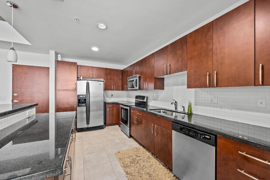 300 S Australian Avenue - Photo 4