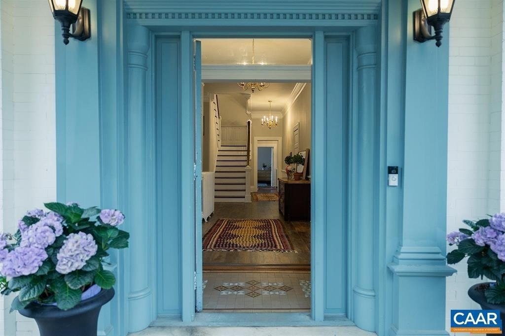 409 Park St - Photo 2