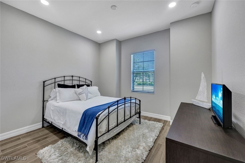 28101 Foxrock Court - Photo 16