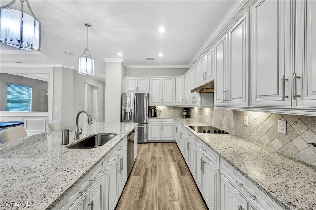 28101 Foxrock Court - Photo 11