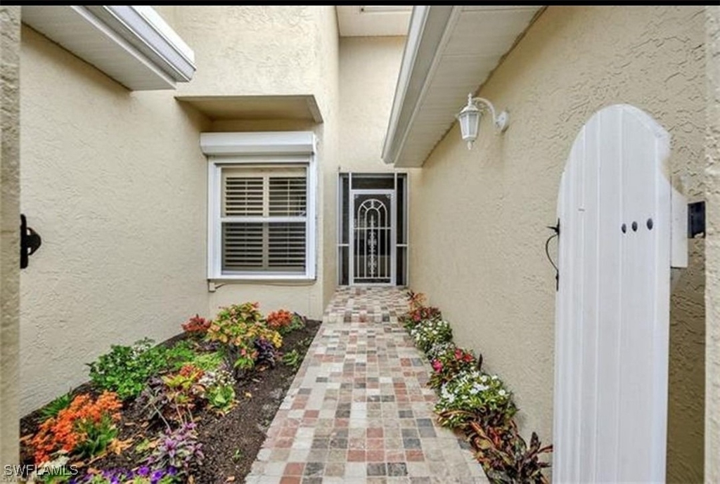 298 Emerald Bay Circle - Photo 0