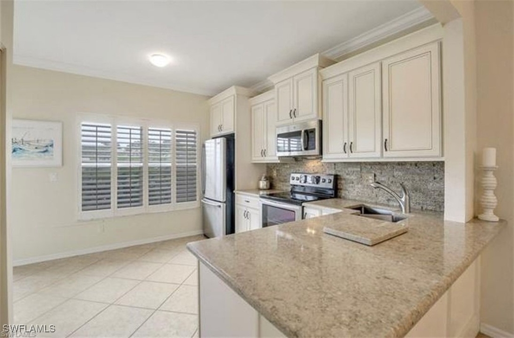 298 Emerald Bay Circle - Photo 3