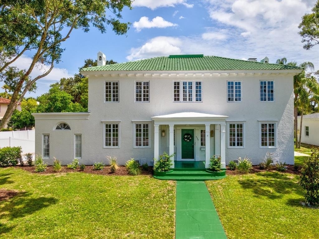 456 Gardenia Street - Photo 0