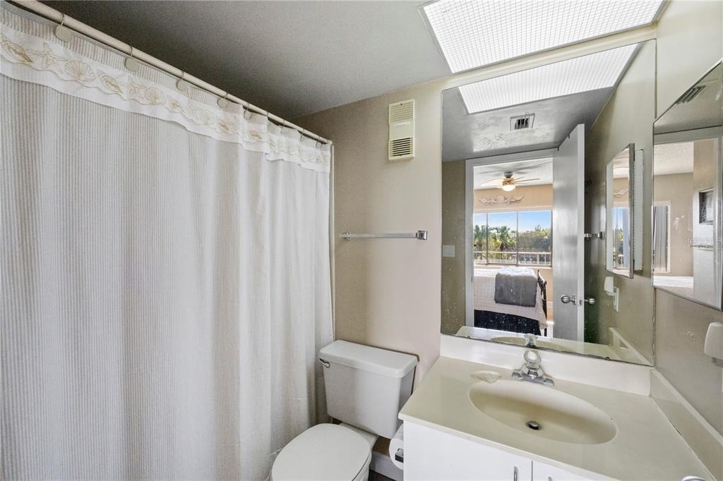 1515 Pinellas Bayway S - Photo 15