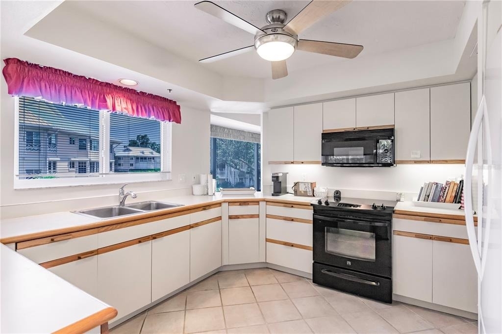 11000 Placida Road - Photo 18