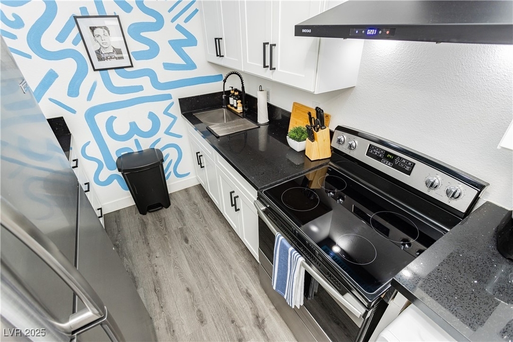 522 E Saint Louis Avenue - Photo 9