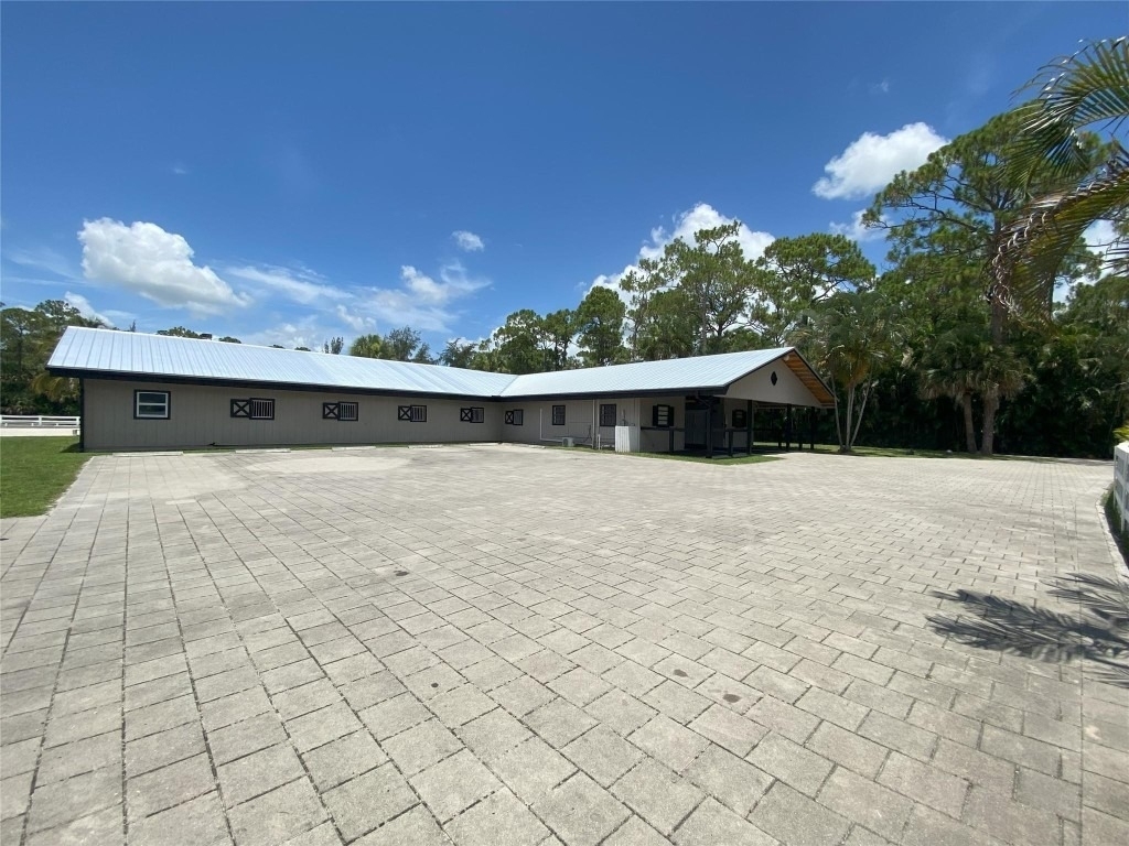 2315 Deer Run Boulevard - Photo 3