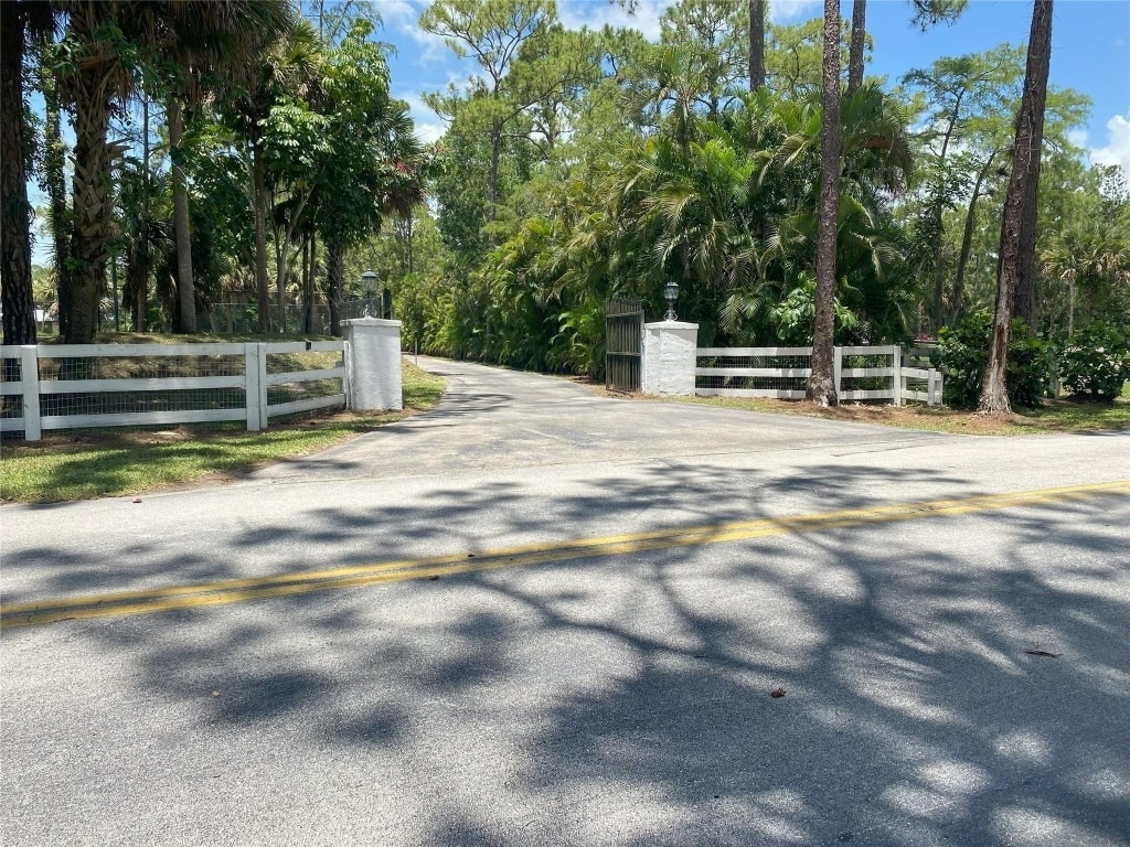 2315 Deer Run Boulevard - Photo 1