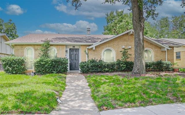 4222 Foliage Drive - Photo 0