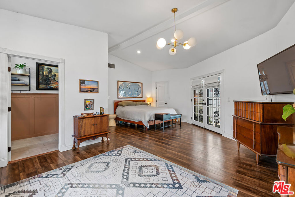 3429 Potomac Avenue - Photo 18