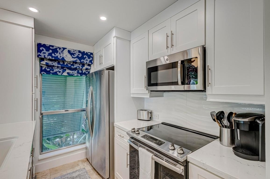 296 Cypress Point Drive - Photo 5