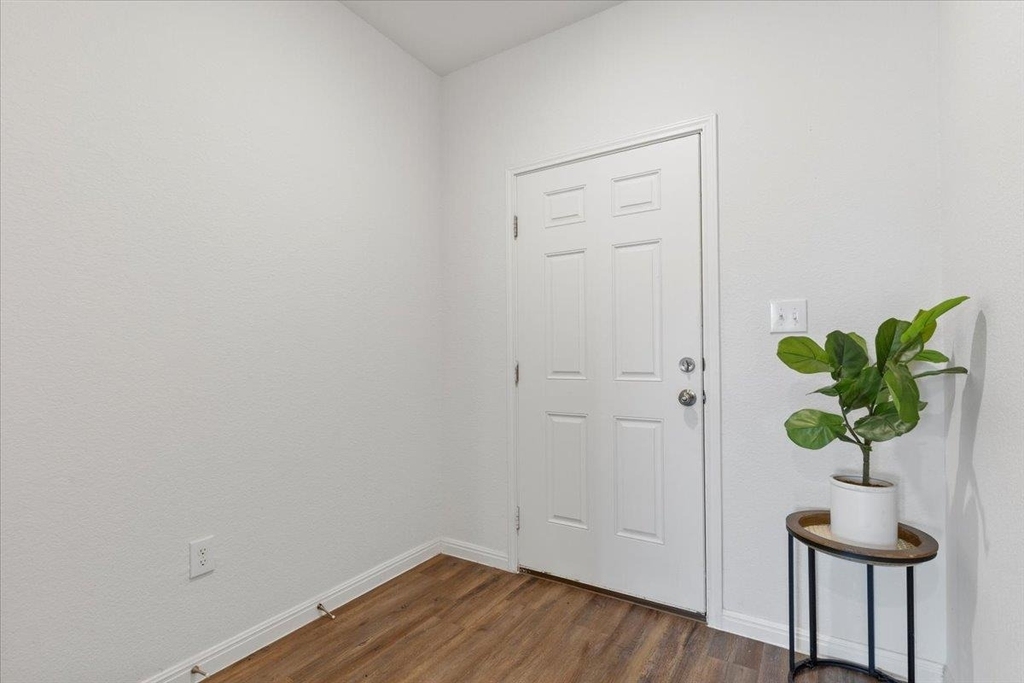 336 Wonderful Life Way - Photo 2