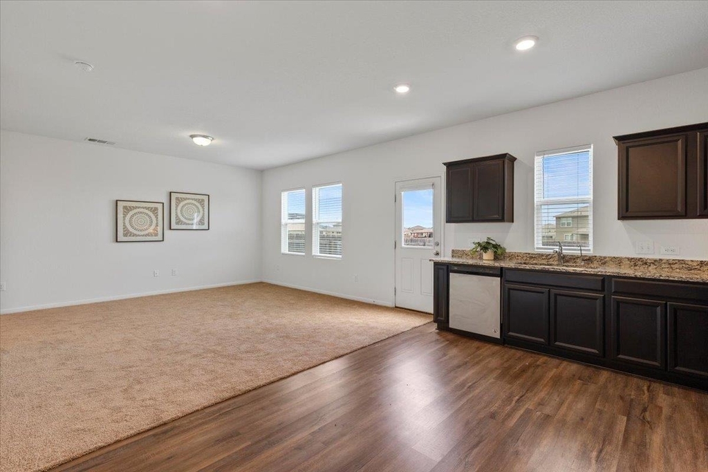 336 Wonderful Life Way - Photo 7