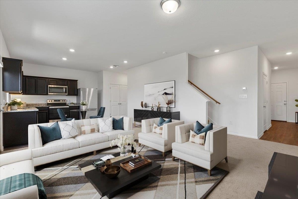 336 Wonderful Life Way - Photo 1
