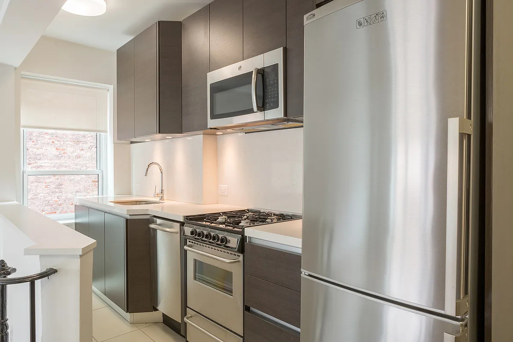 1080 Amsterdam Avenue - Photo 1