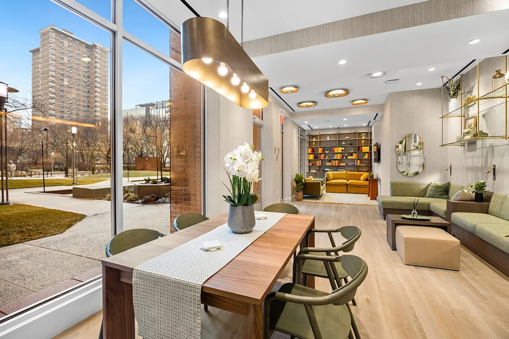 East 27th Street - Photo 4