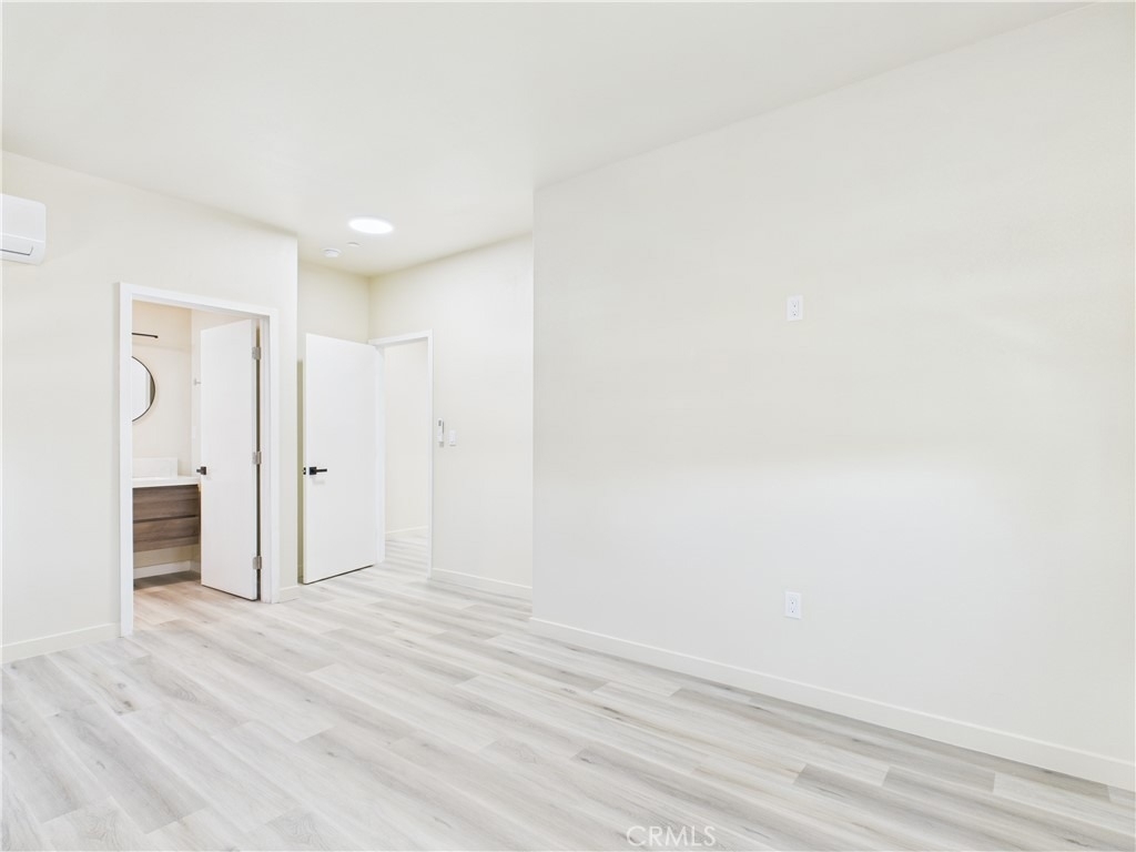 8457 Langdon - Photo 3