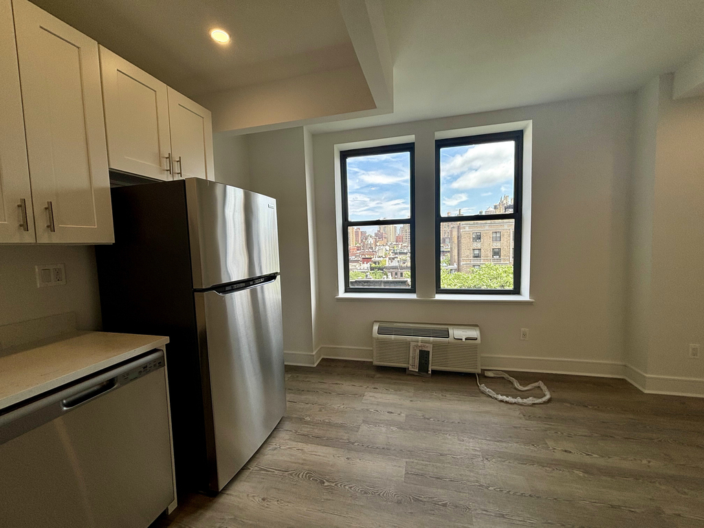 45 West 81st Street - Photo 5