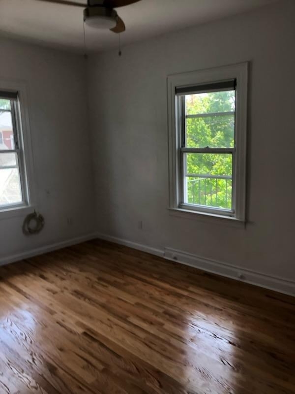 511 Laurelton Boulevard - Photo 6
