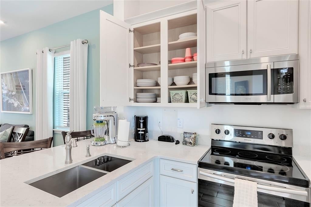 8004 Dreamsicle Drive - Photo 2