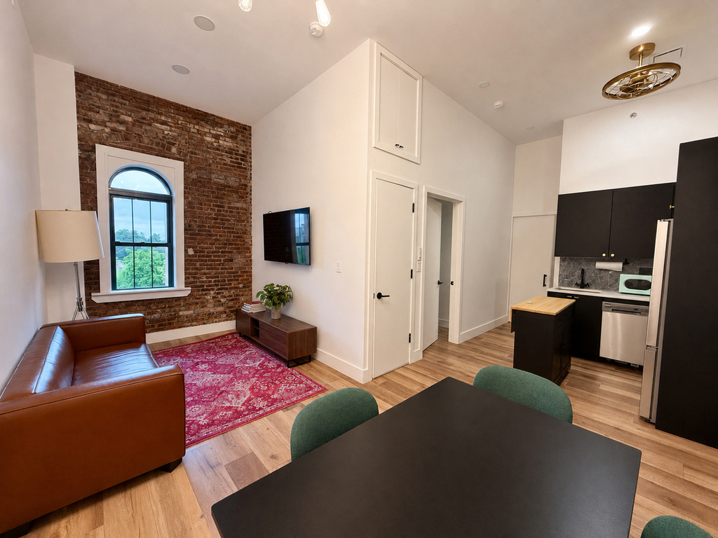 18 Howard Street - Photo 0