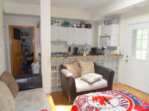 1800 Beacon St - Photo 2