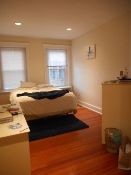 200 Winthrop Rd - Photo 0