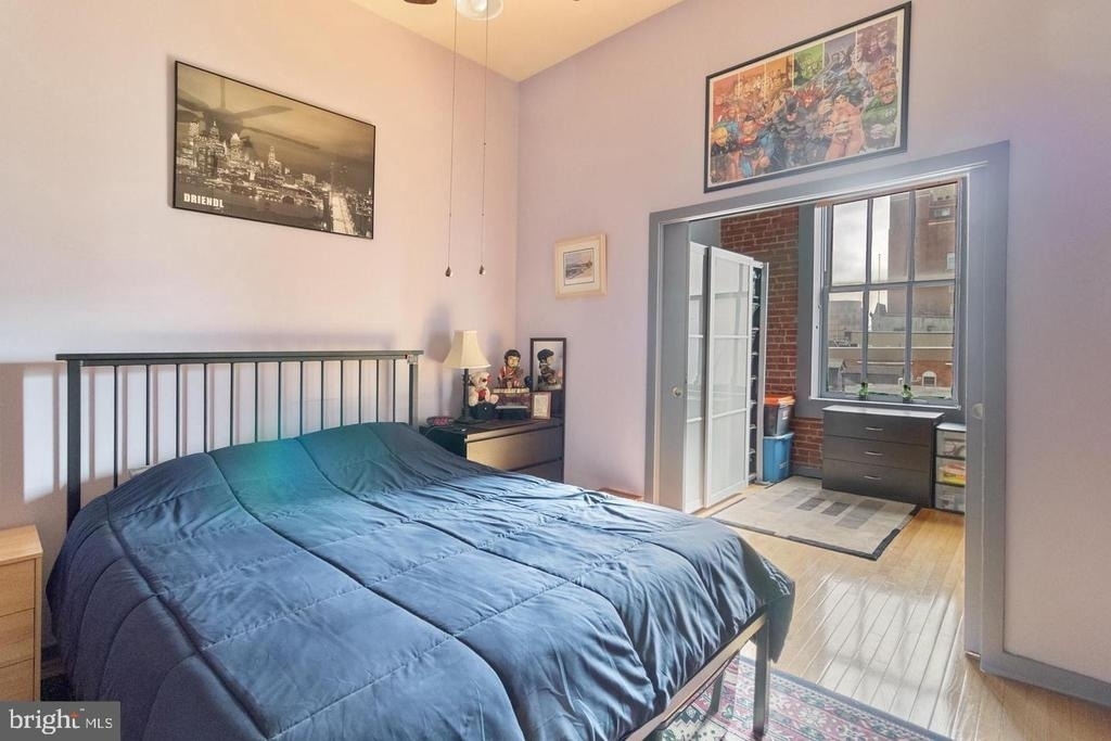 1010 Race Street - Photo 1