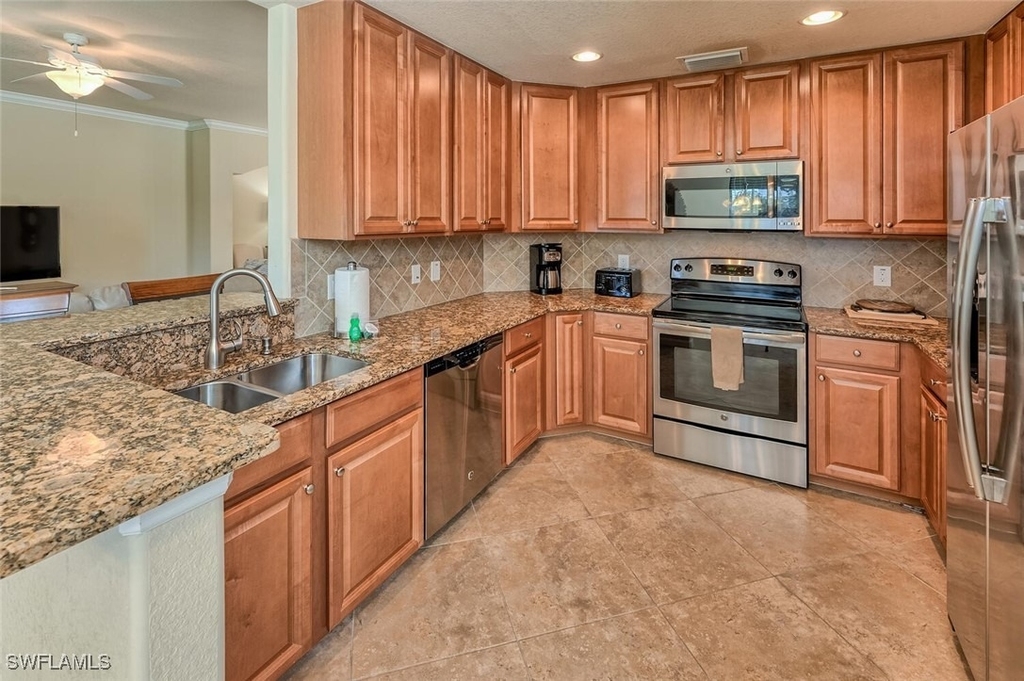 9512 Napoli Lane - Photo 9