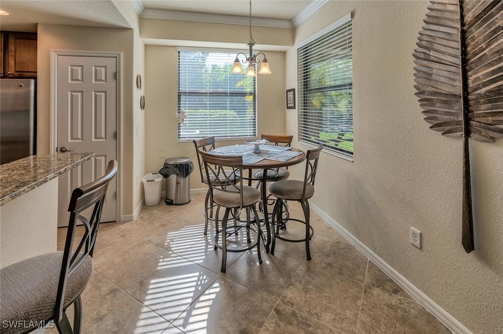9512 Napoli Lane - Photo 8