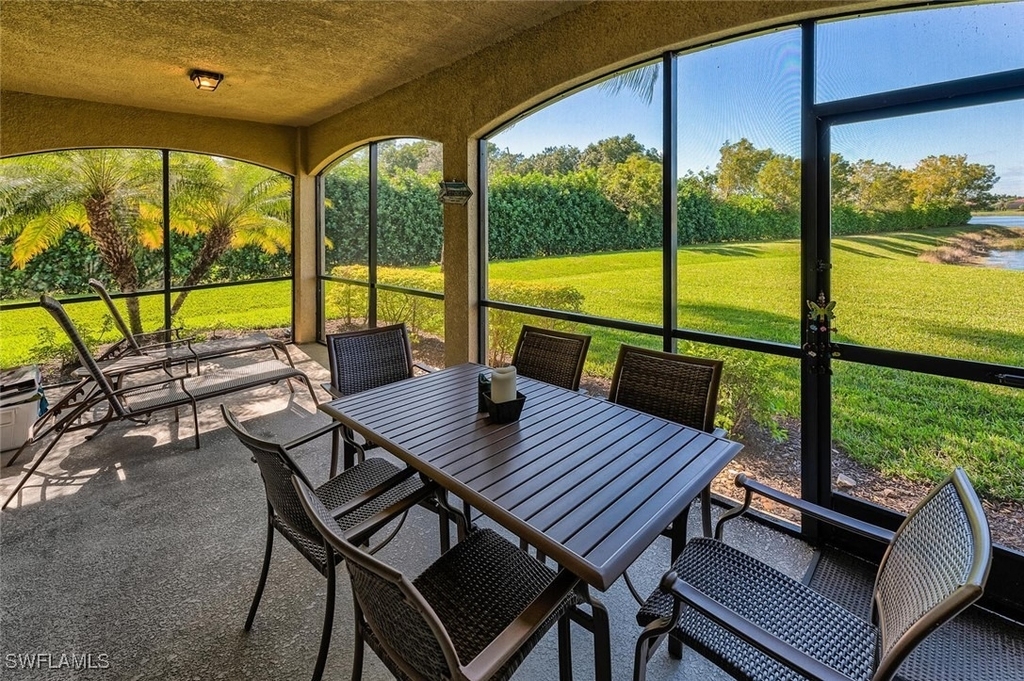 9512 Napoli Lane - Photo 21