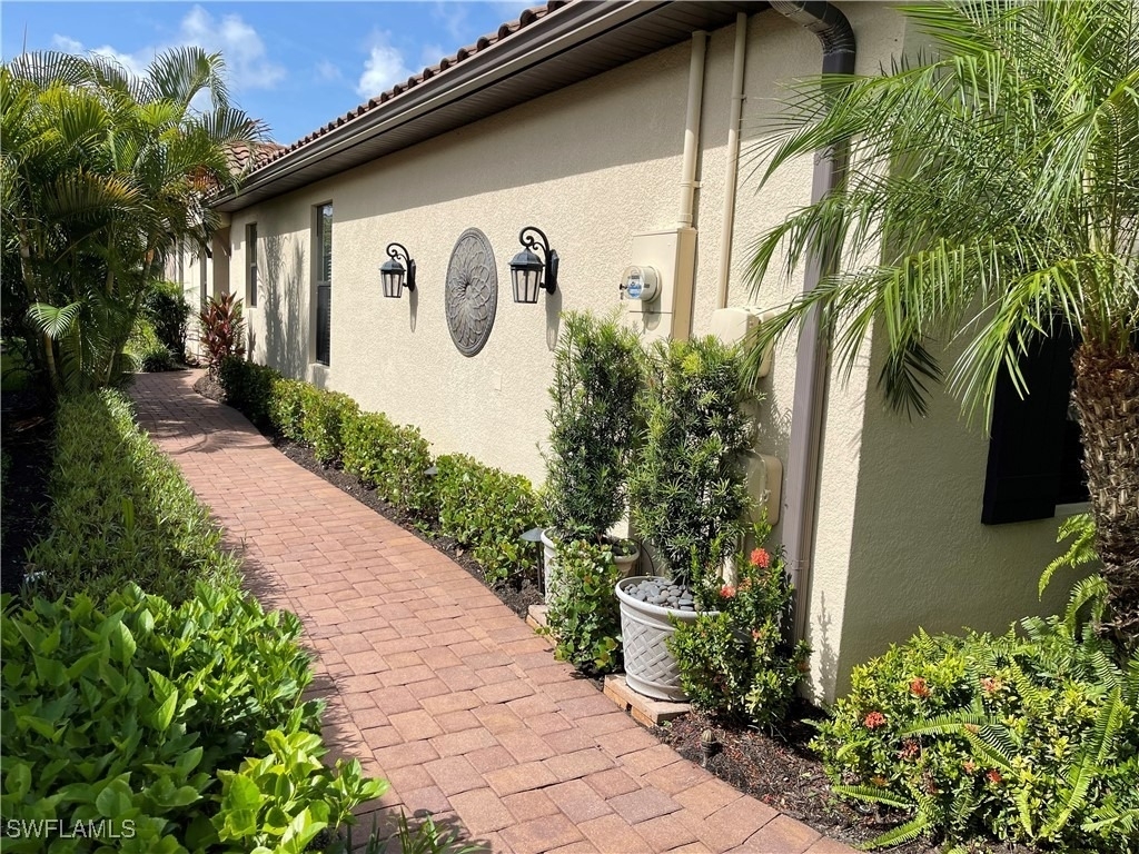 8328 Lucello Terrace N - Photo 2
