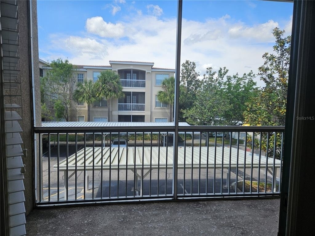 3001 Laurel Park Lane - Photo 4