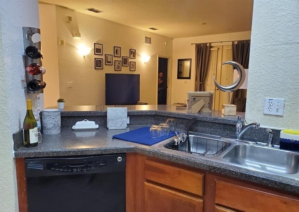 3001 Laurel Park Lane - Photo 13