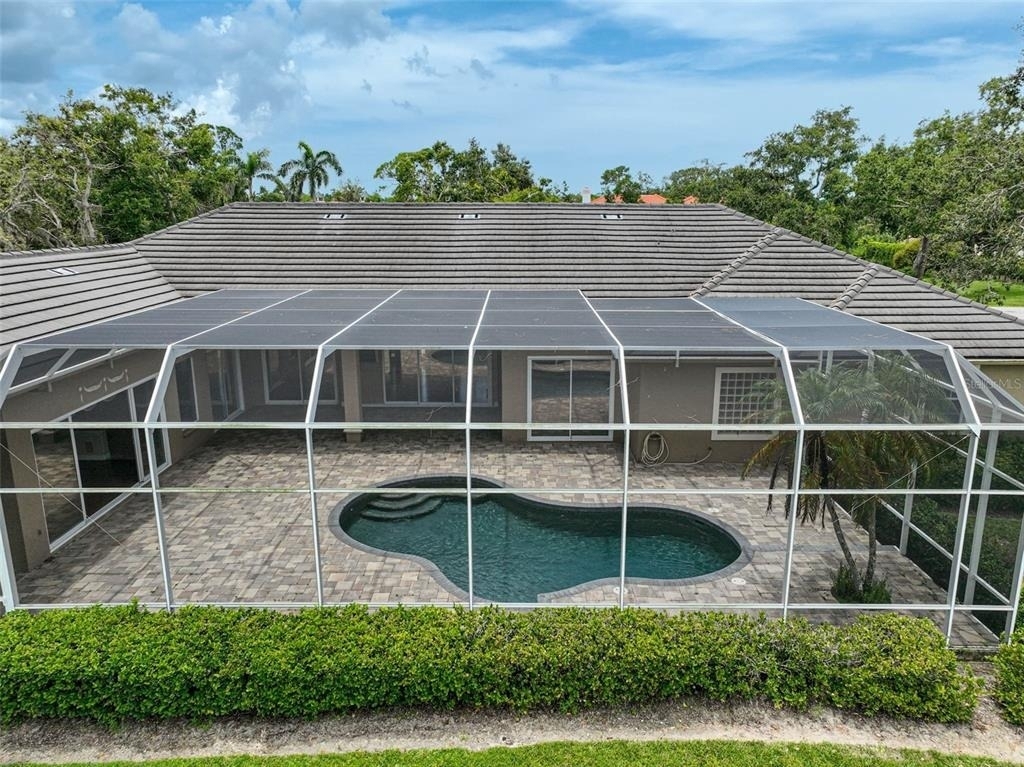 852 Macewen Drive - Photo 44