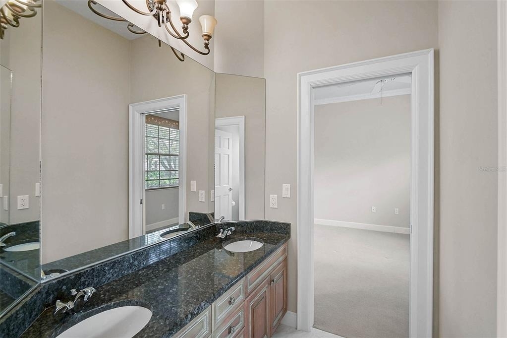 852 Macewen Drive - Photo 33