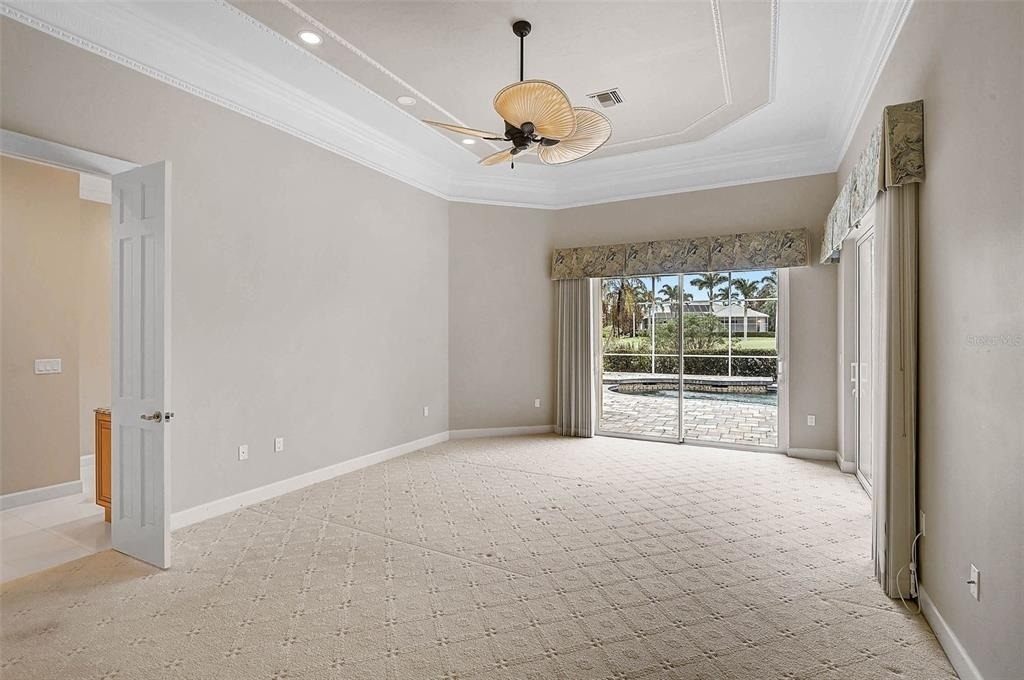 852 Macewen Drive - Photo 23