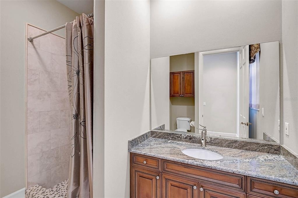 852 Macewen Drive - Photo 36