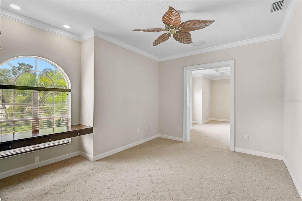 852 Macewen Drive - Photo 18