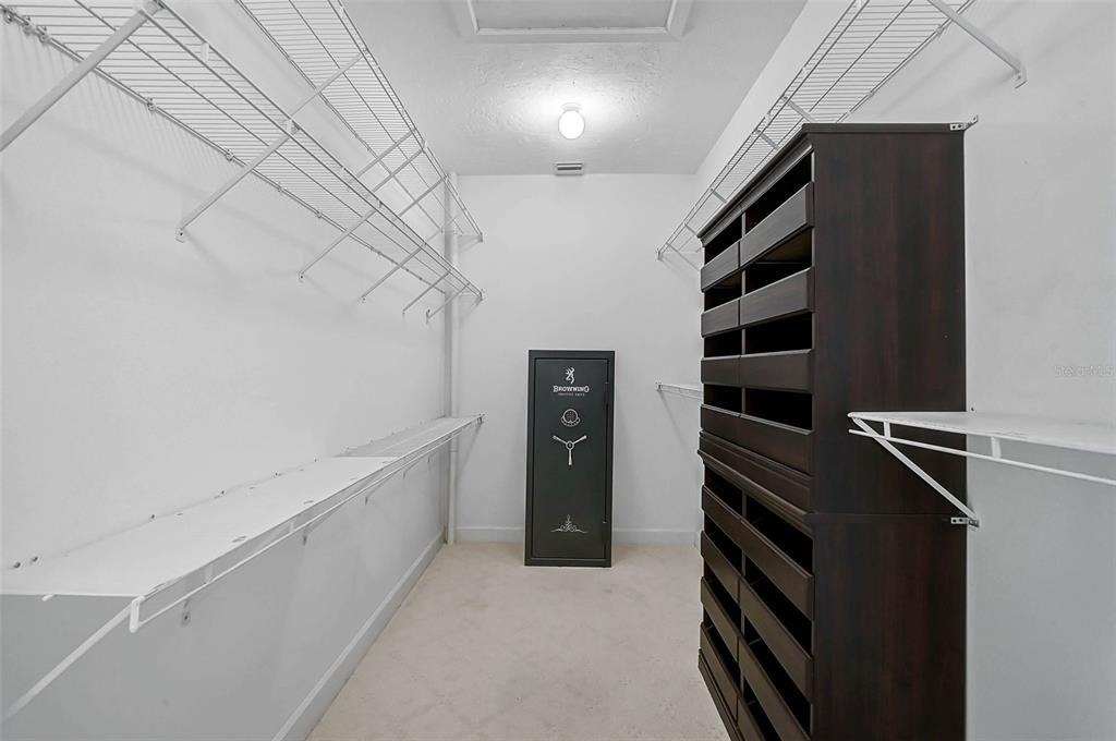852 Macewen Drive - Photo 29