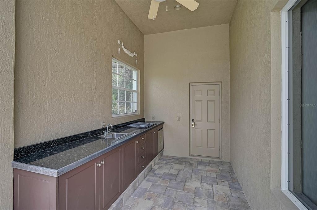852 Macewen Drive - Photo 40