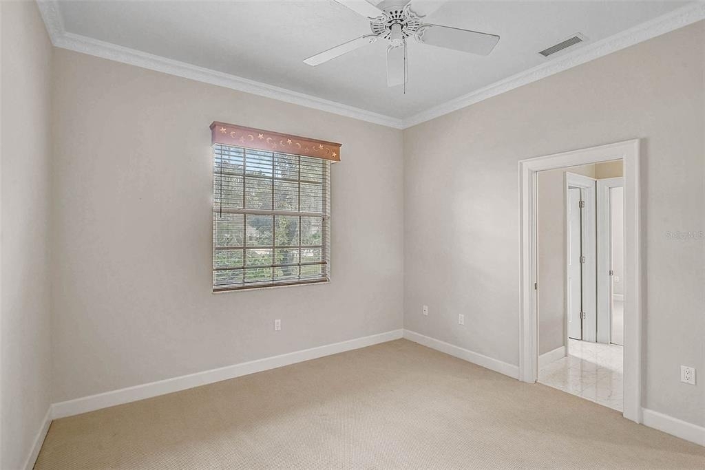 852 Macewen Drive - Photo 31